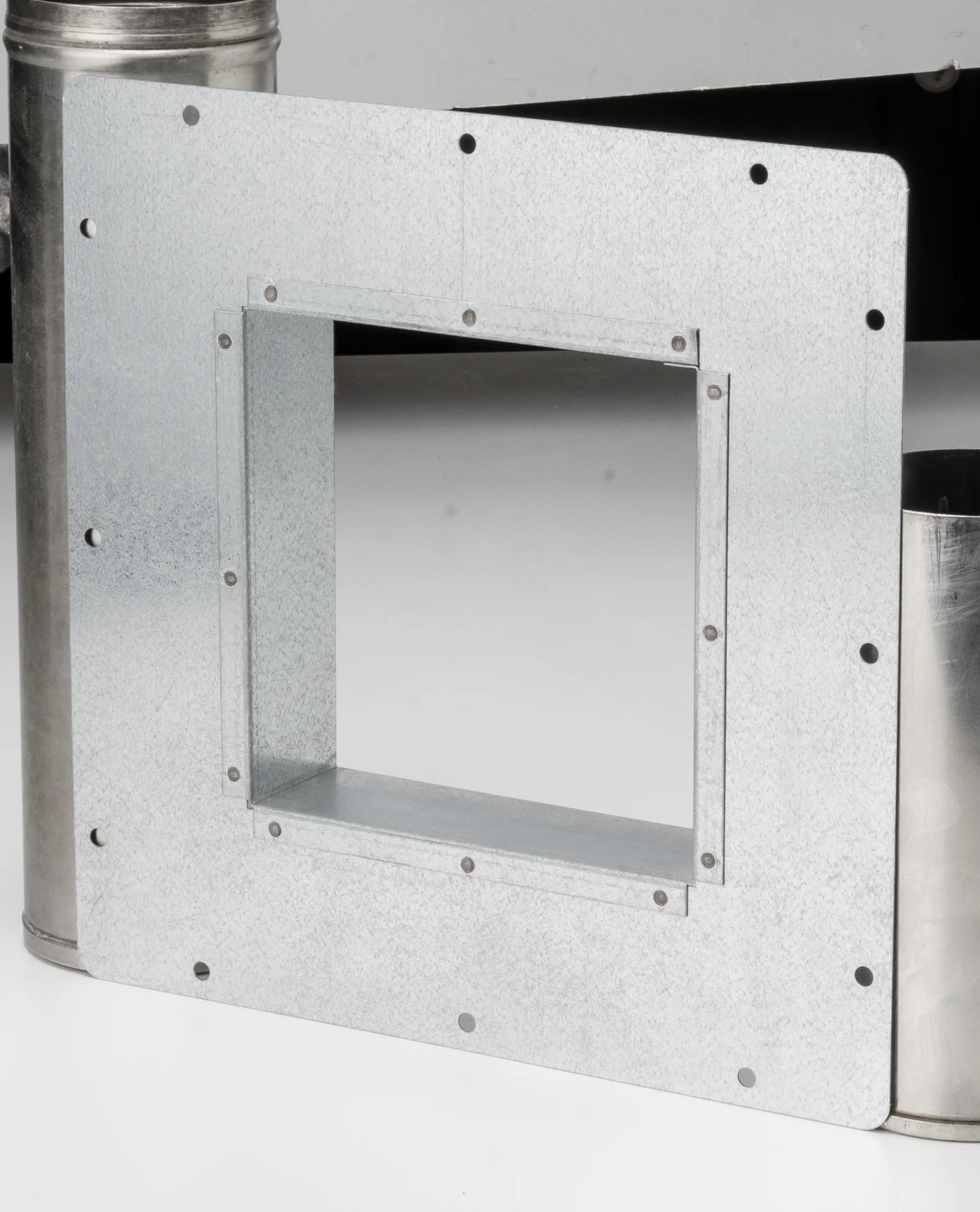 A01008-001 - Adapter, Supply, WON Heater, (for 6.5" sq. fiberglass)
